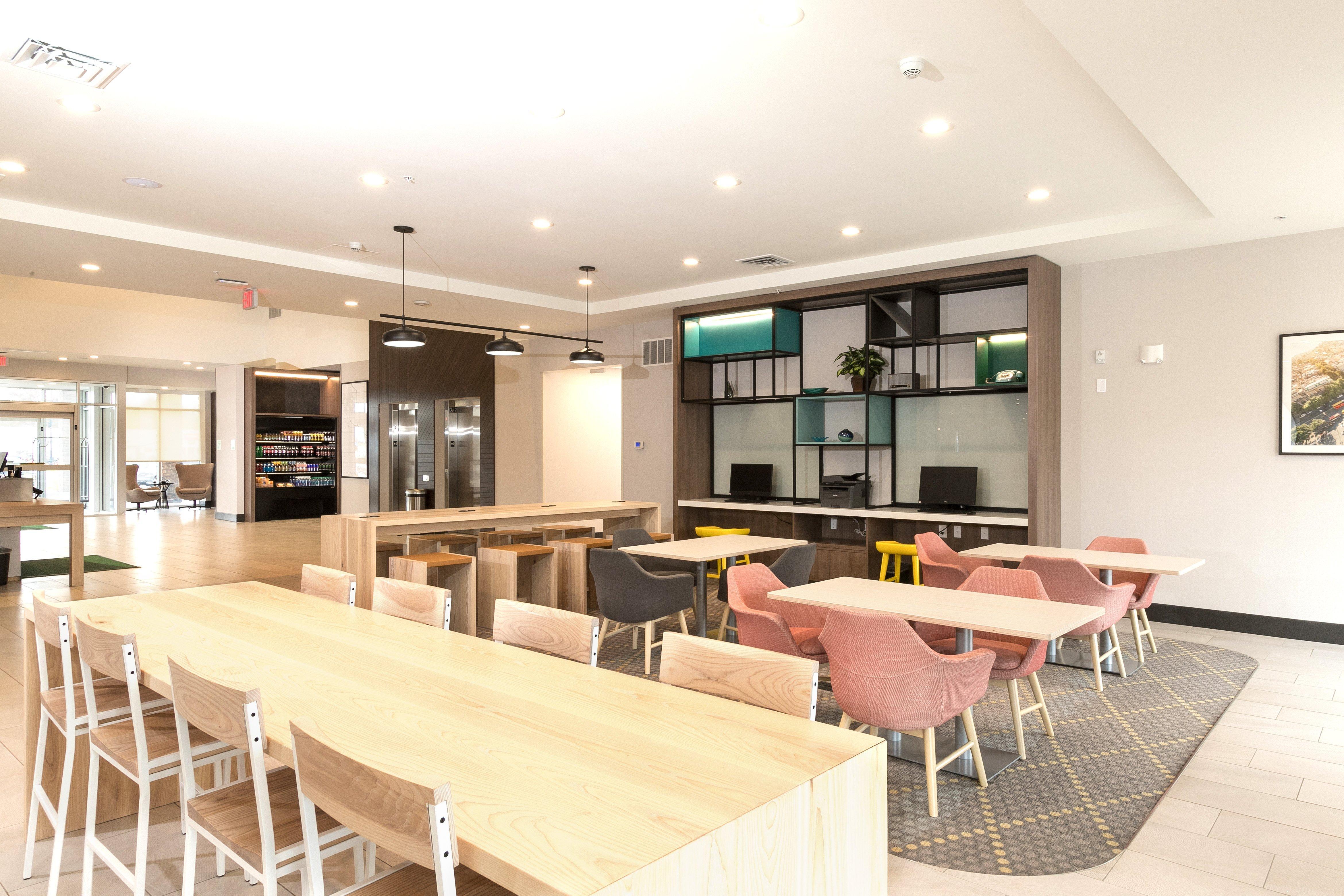 Holiday Inn Hotel & Suites - Mount Pleasant By Ihg Ngoại thất bức ảnh