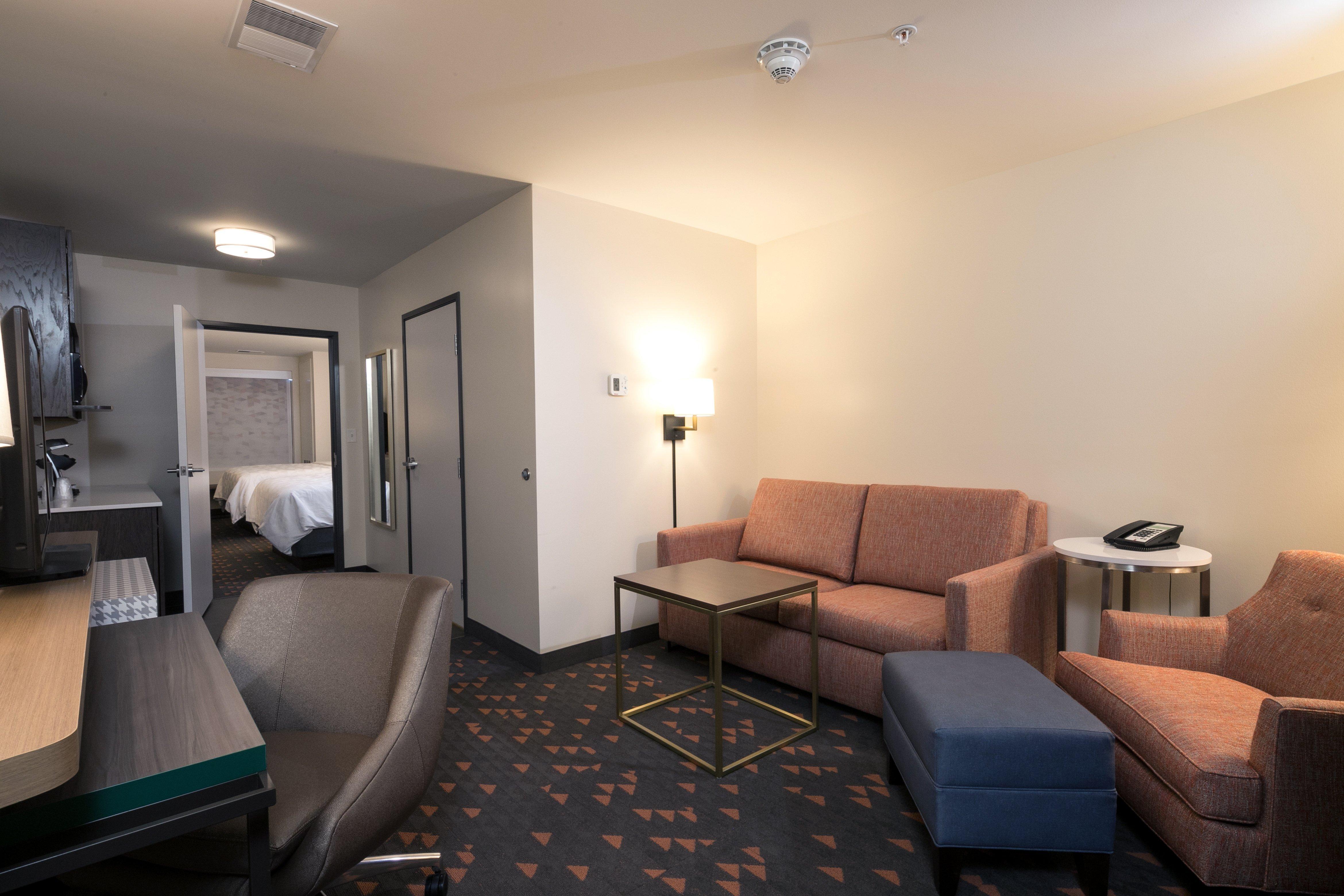 Holiday Inn Hotel & Suites - Mount Pleasant By Ihg Ngoại thất bức ảnh